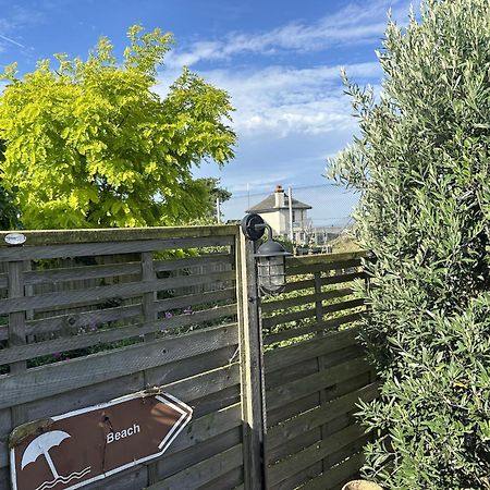 Marine Cottage Whitstable Esterno foto